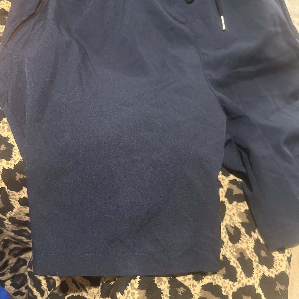 Tech Training Shorts - Picture 2 of 4